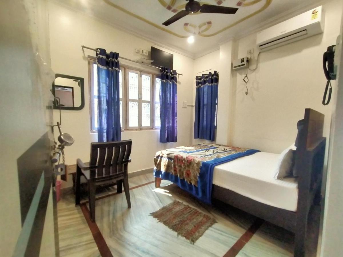 Hotel Aakash Ganga Varanasi Ngoại thất bức ảnh